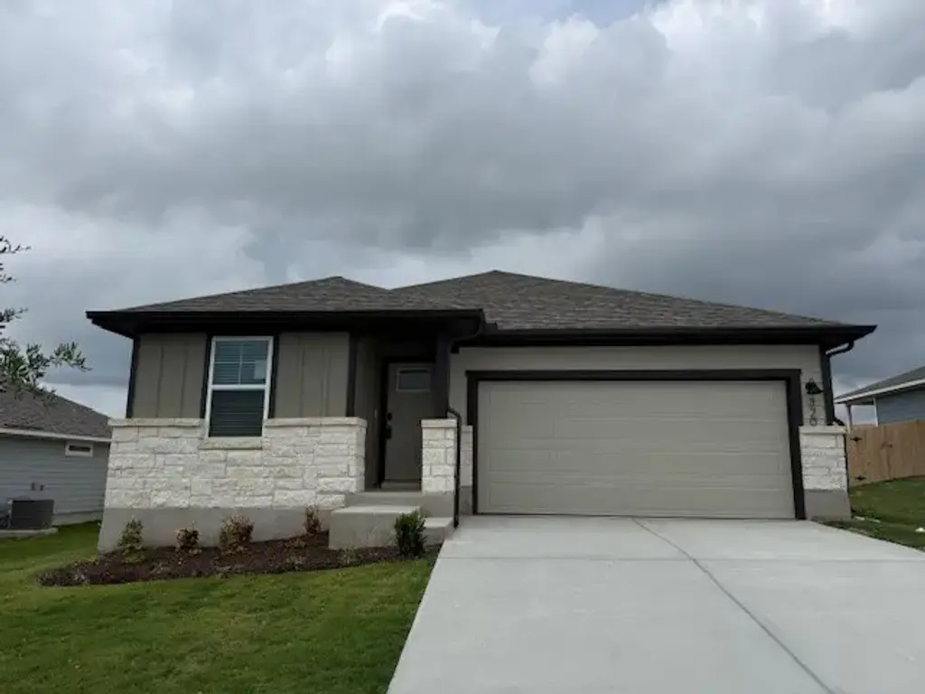 320 Gristmill Road, Burnet