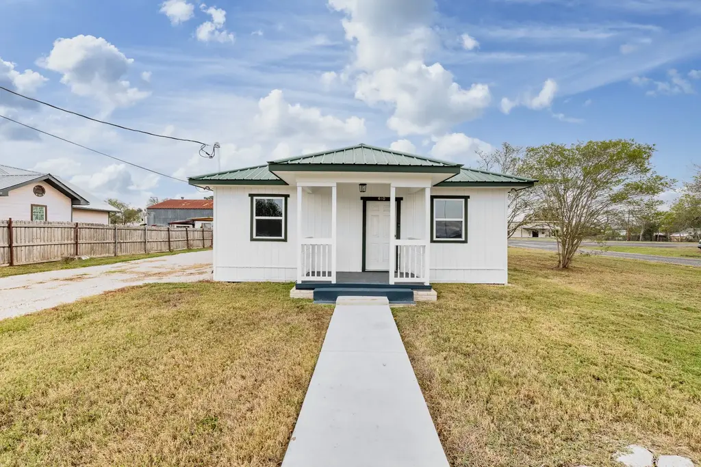 610 N Fair Street, Gonzales