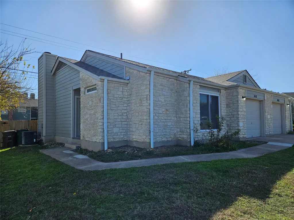 1418 Hyridge Circle, Round Rock