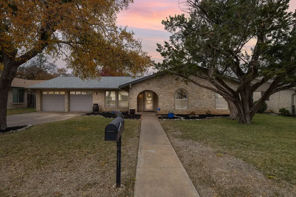 1204 Lime Rock Drive, Round Rock
