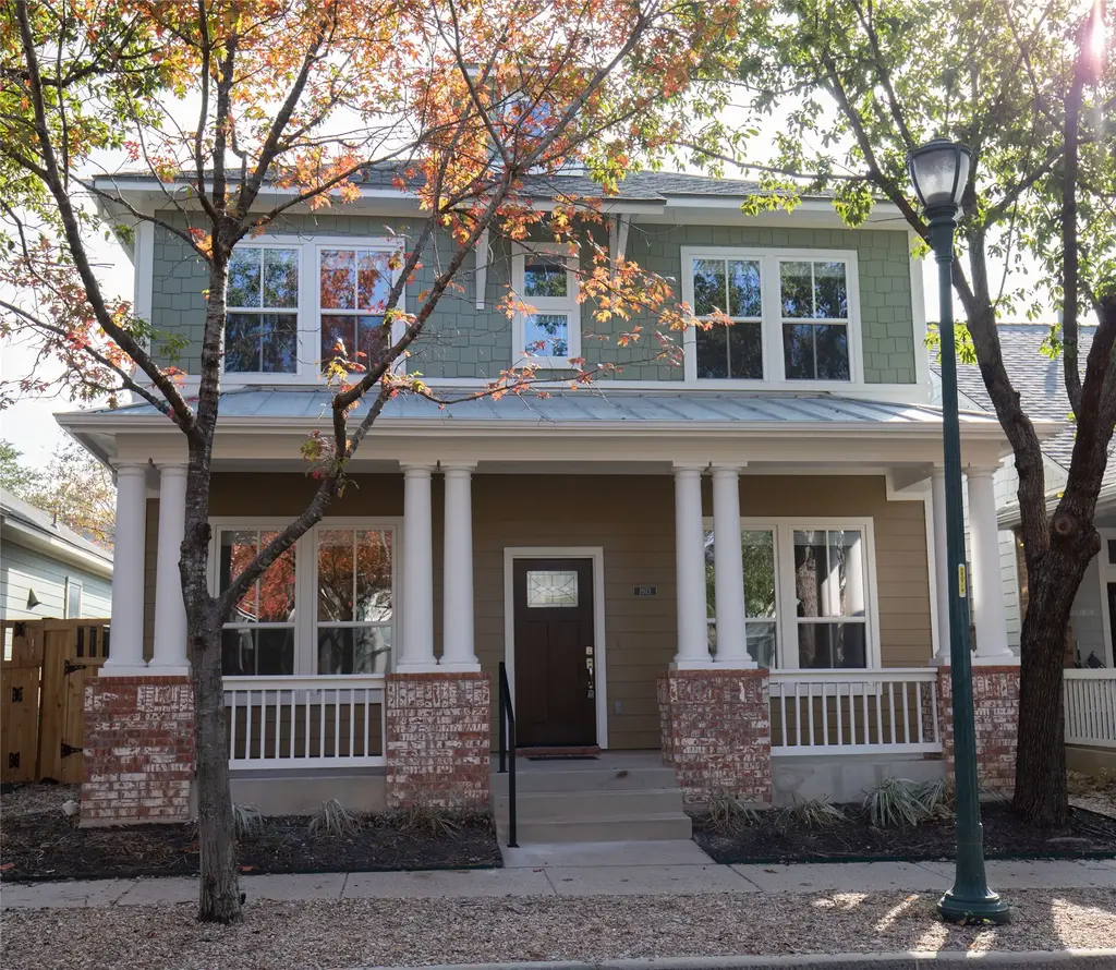 1913 Littlefield Street, Austin
