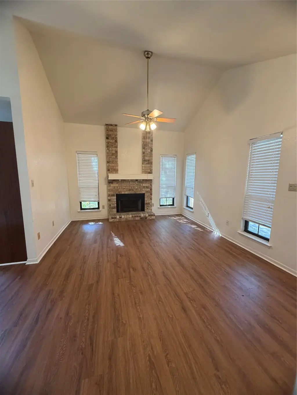 728 W San Antonio Street 730 A, Lockhart