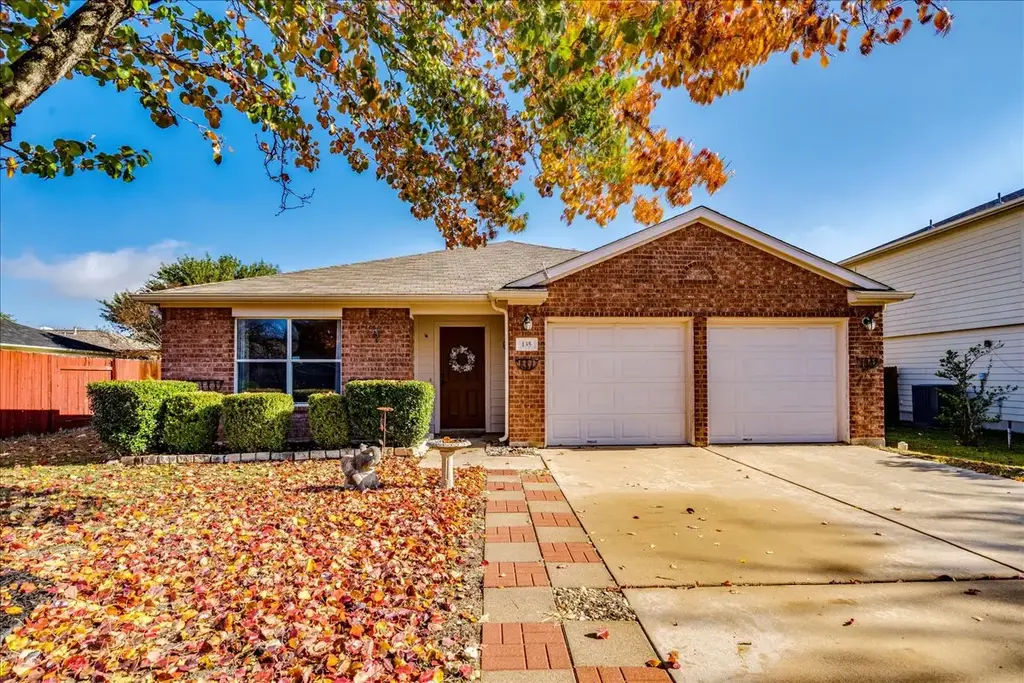 135 Soapberry, Kyle