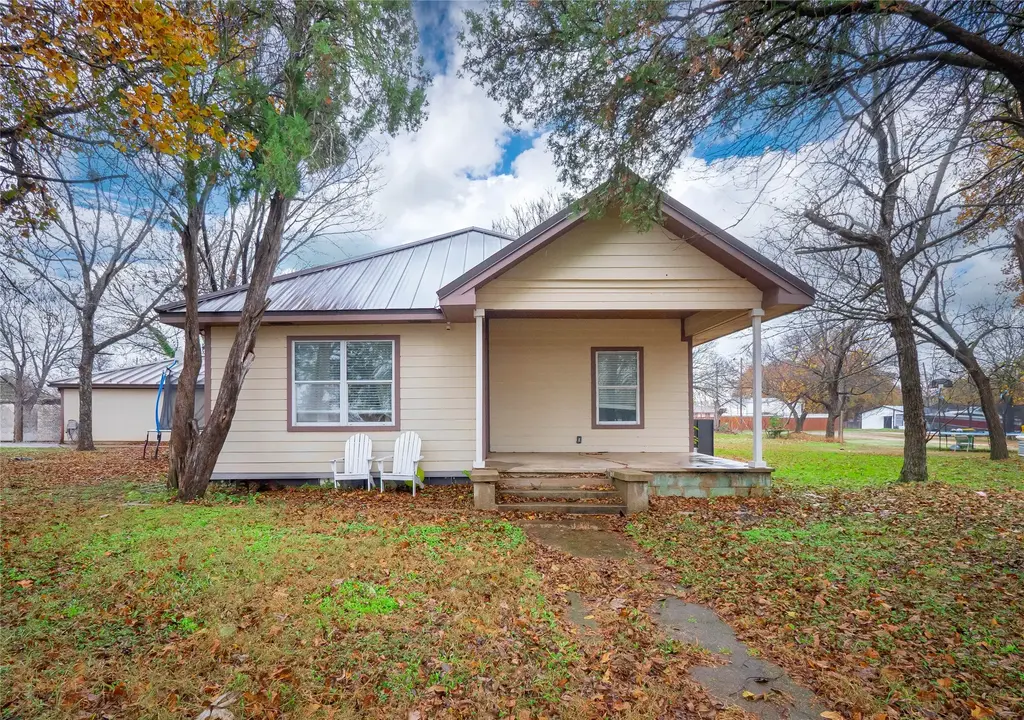 1209 New Dallas Highway, Waco
