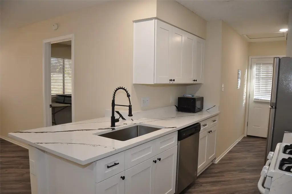 804 Osage Drive A, Leander