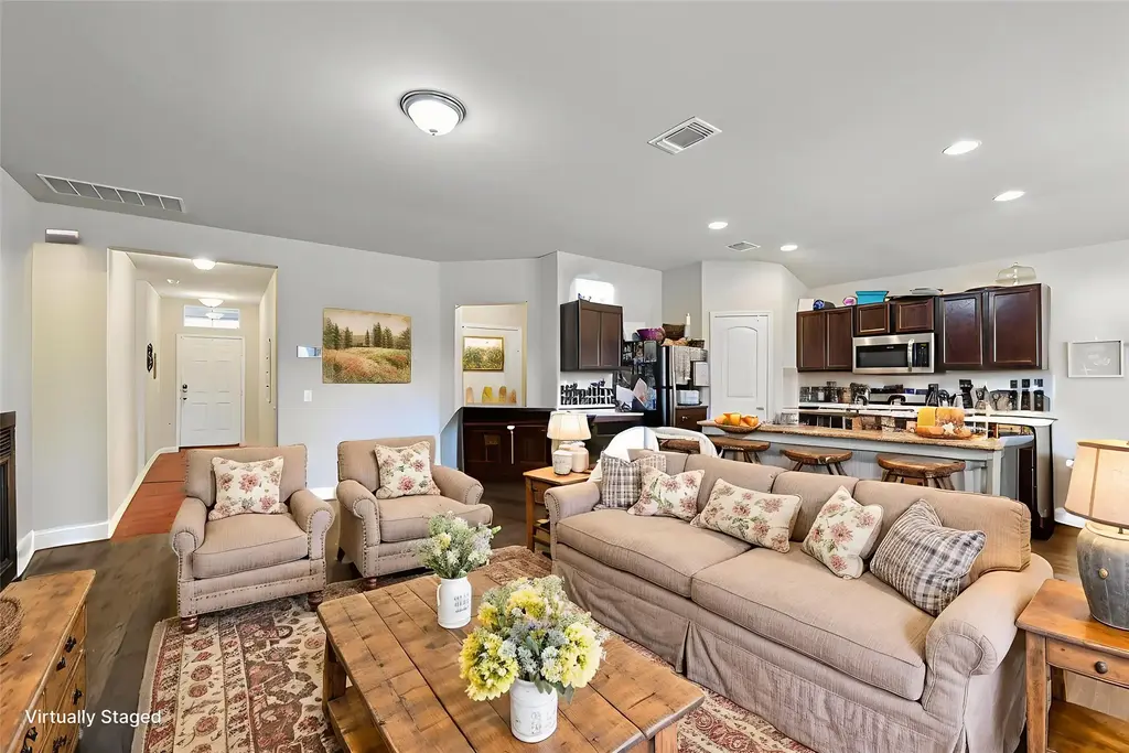 109 San Bernard Trail, Hutto