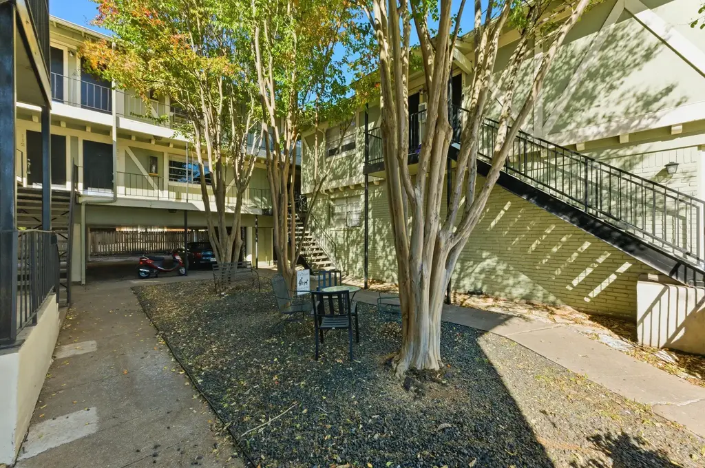 4306 Avenue A 106, Austin