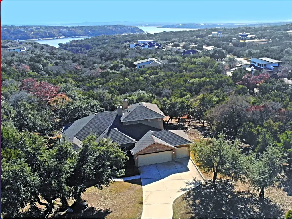 17621 W Reed Parks Road, Jonestown