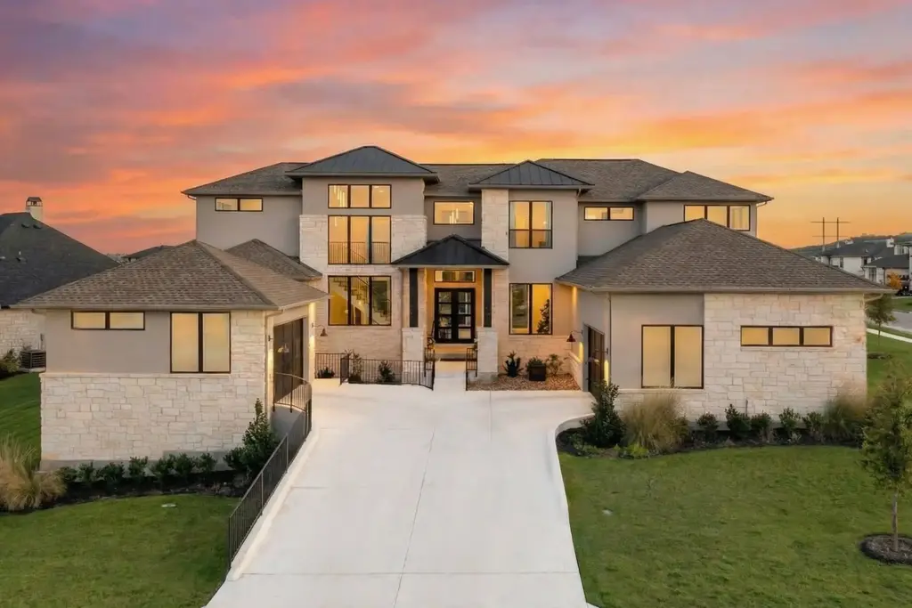 901 Bristol Creek Bend, Lakeway