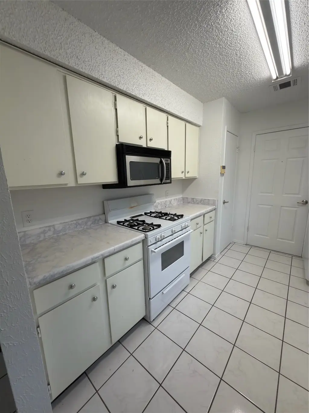 5601 Porsche Lane, Austin