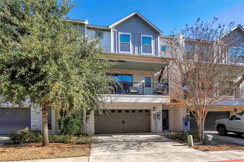 217 Birch Oak Lane, Georgetown