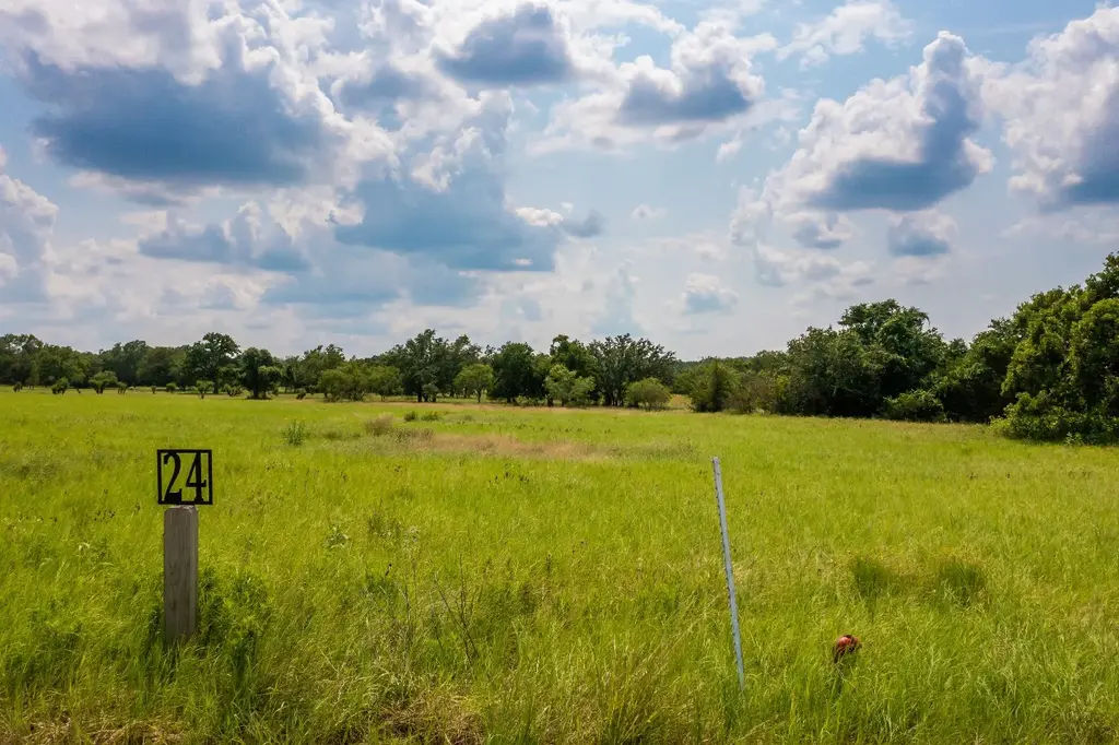 Lot 24 Lilly Lane Road, Round Mountain