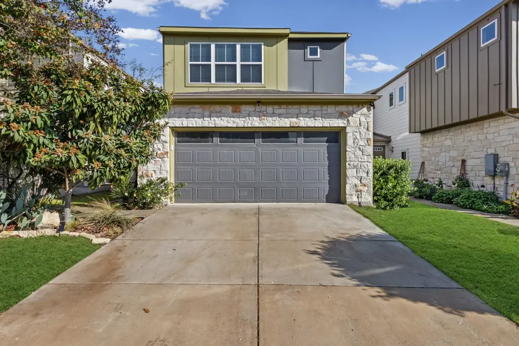 7116 Silver Star Lane 75, Austin