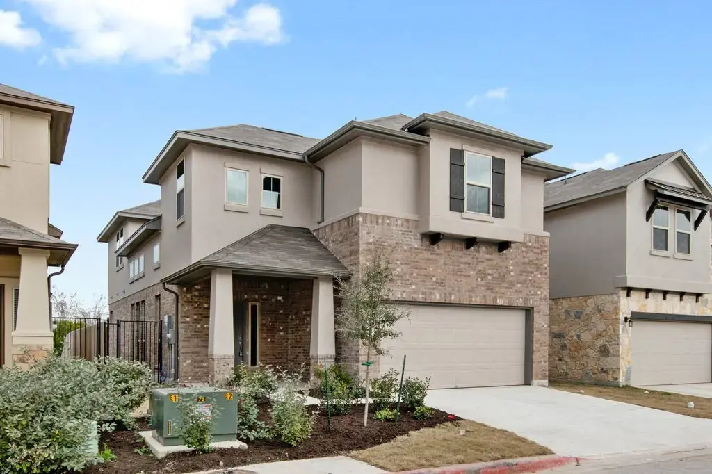 3240 E Whitestone Boulevard 18, Cedar Park
