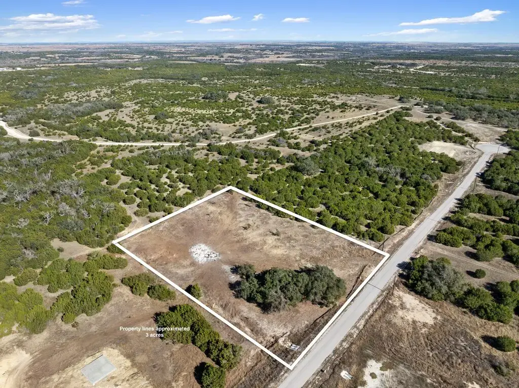 166 Whispering Wind Road, Bertram