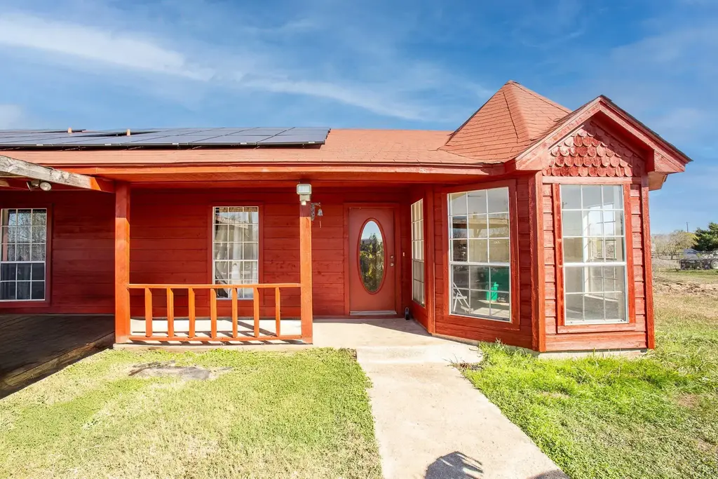 8548 Old Lockhart Road, Buda