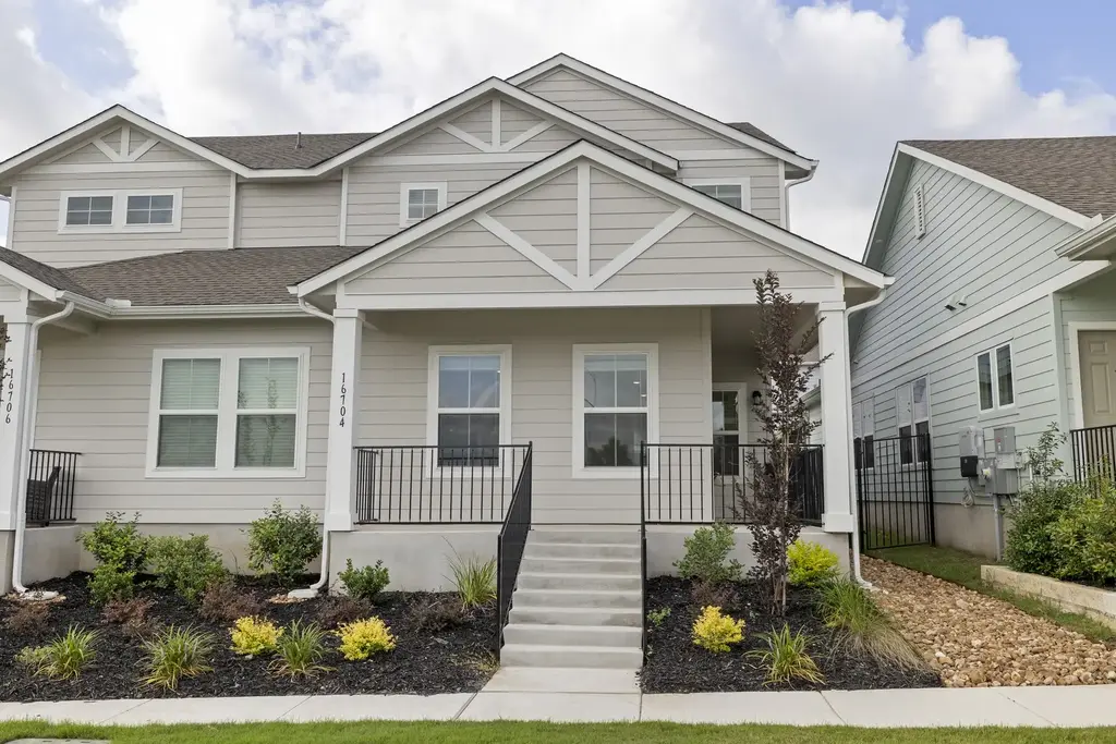16704 Sonoma Breeze Drive, Manor