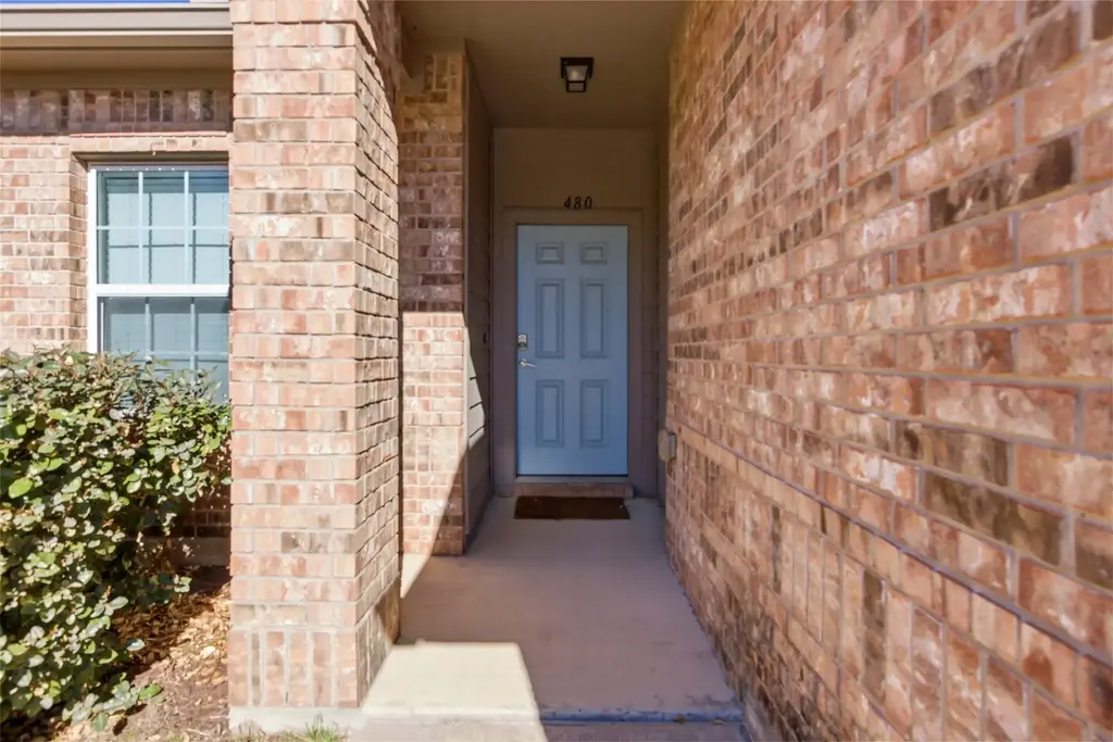 480 Waterloo Drive, Kyle