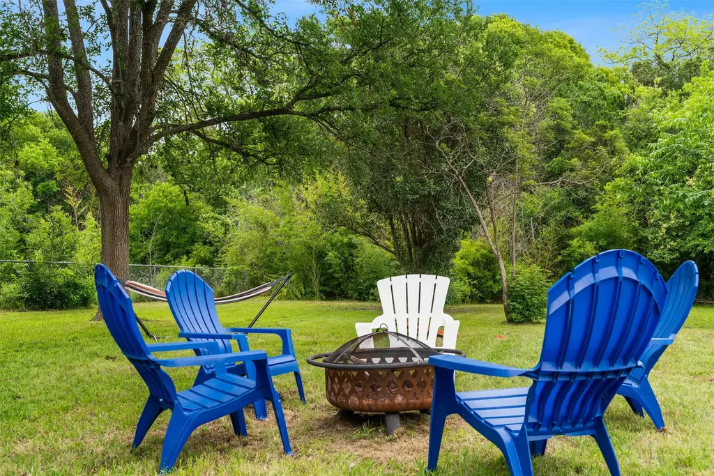 11807 Oakwood Drive, Austin