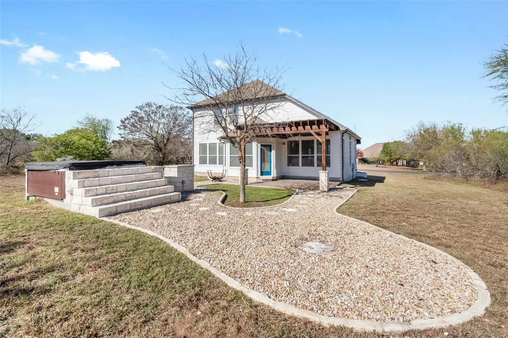 207 Wesley Ridge Drive, Spicewood