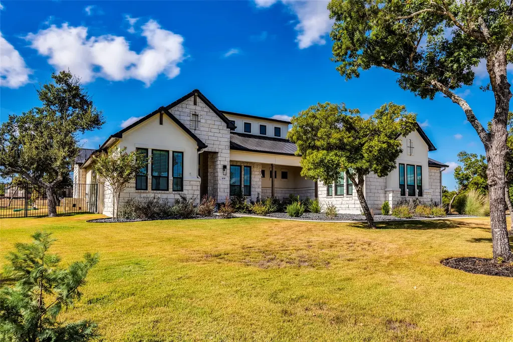 108 Gaucho Way, Dripping Springs