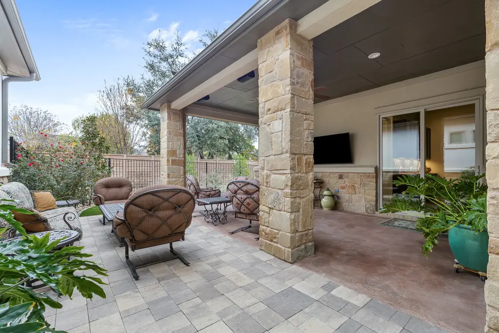 317 Skyflower Drive, Georgetown