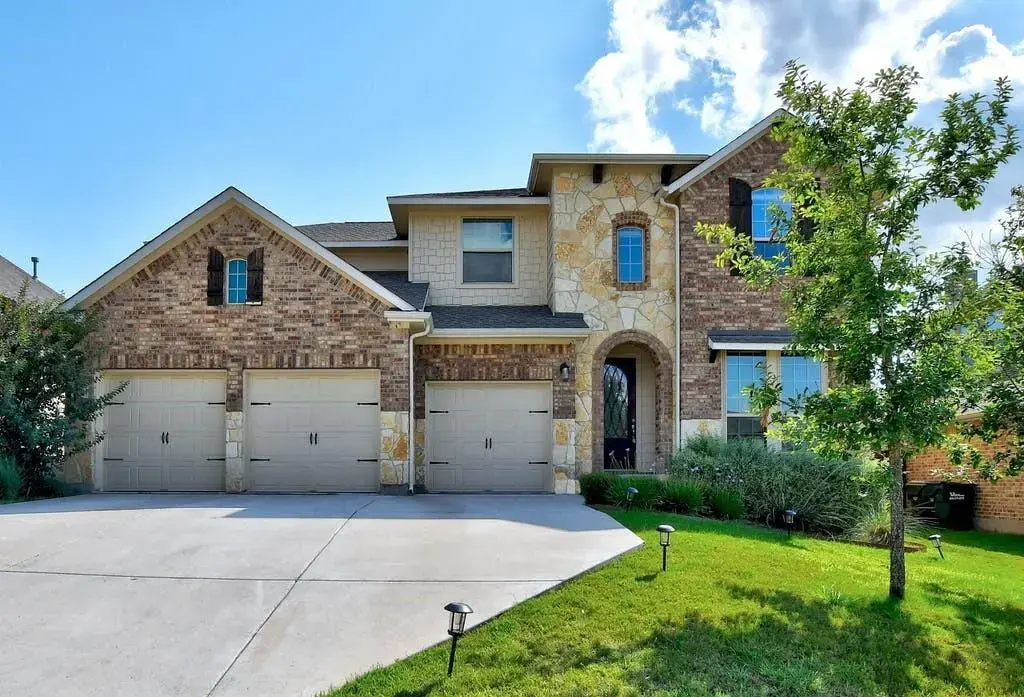 176 Nantucket Circle, Austin
