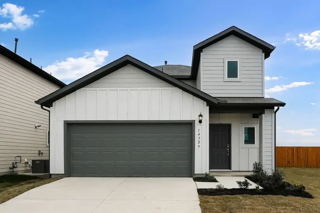 14329 Axel Johanson Drive, Del Valle