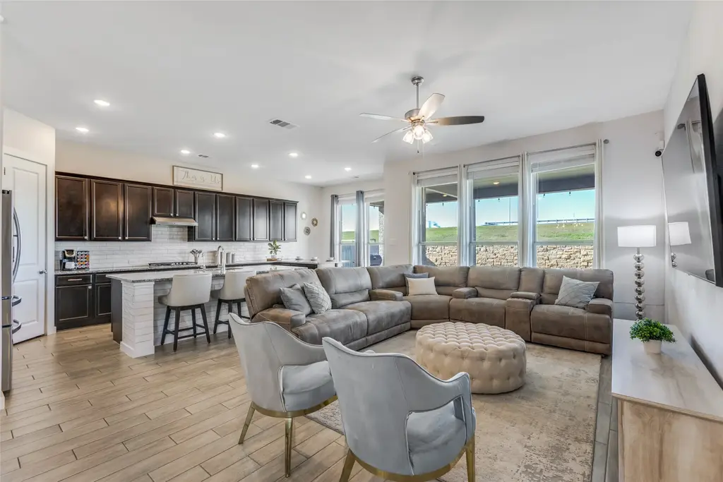 409 Mangold Drive, Hutto