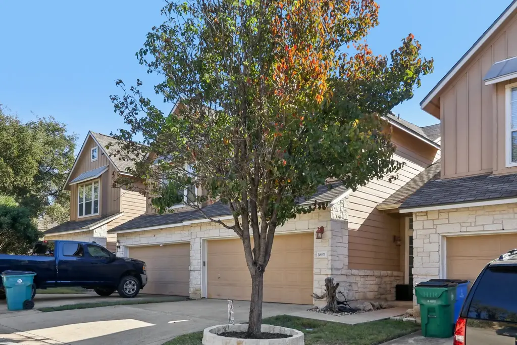 20973 Waterside Drive 34, Lago Vista