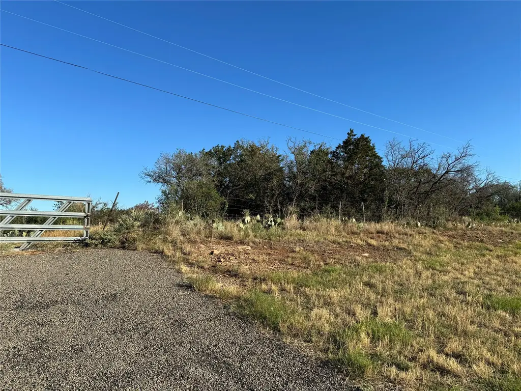 6939 Fm 690, Burnet