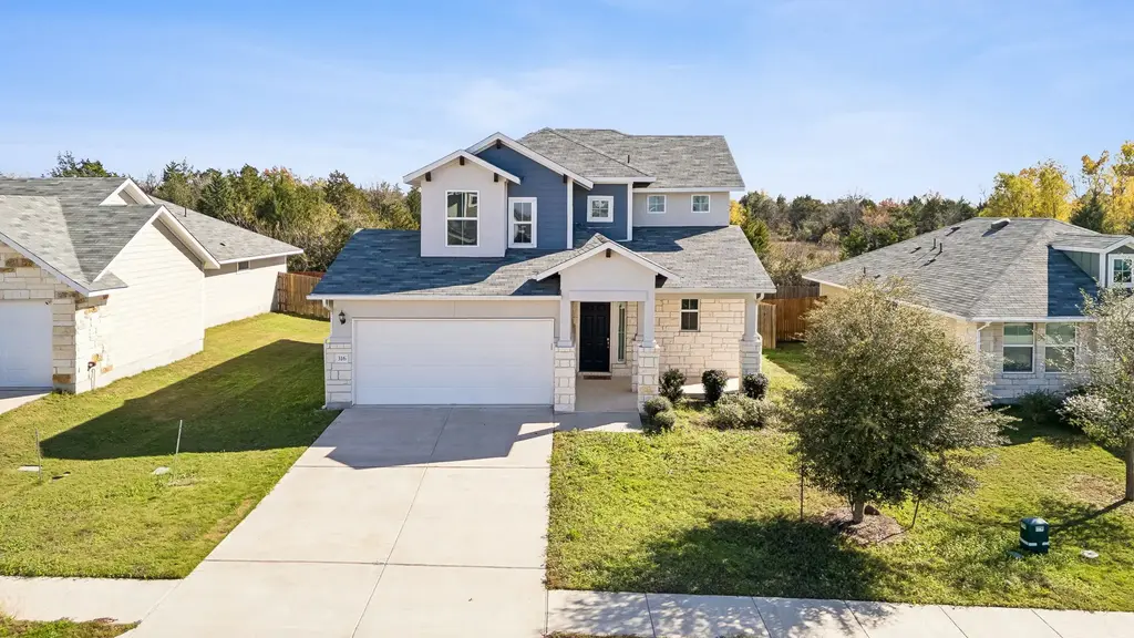 316 Insider Loop, Elgin
