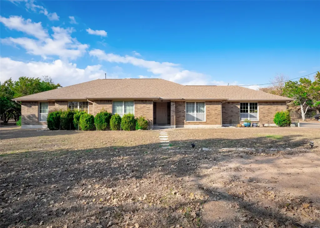 616 N Baker Circle, Leander