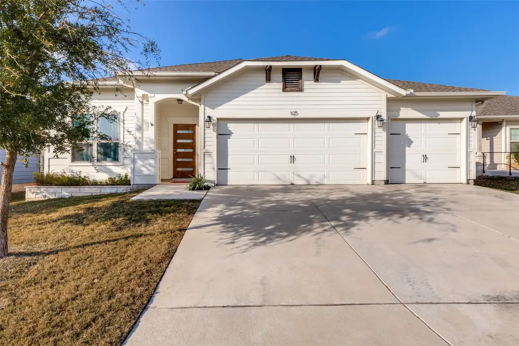 125 Syrah Court, Leander