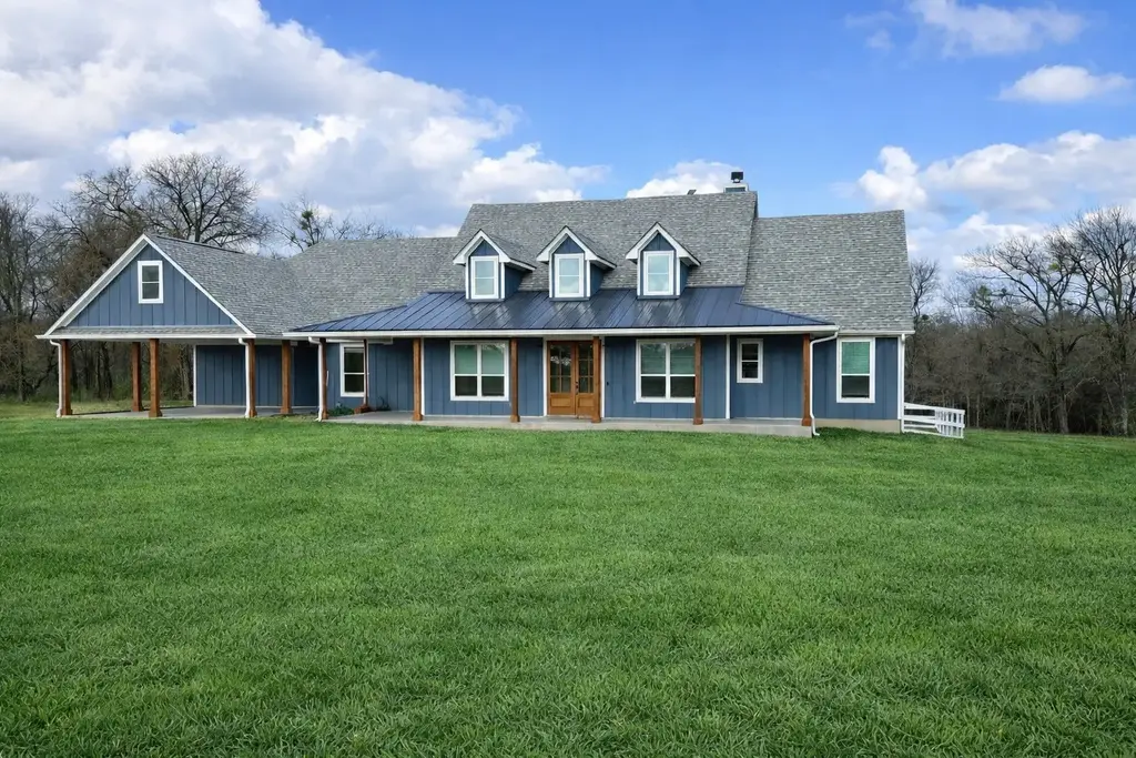 1680 County Road 302, Rockdale