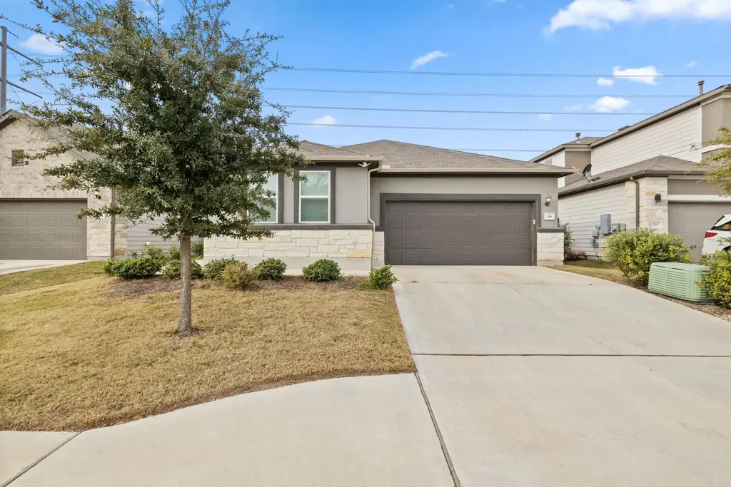 116 Thurman Holt Road, Hutto