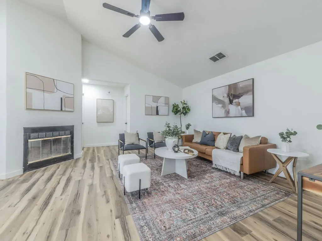12406 Thompkins Drive, Austin