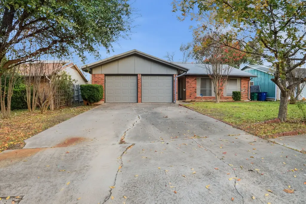 7903 Woodcroft Drive, Austin