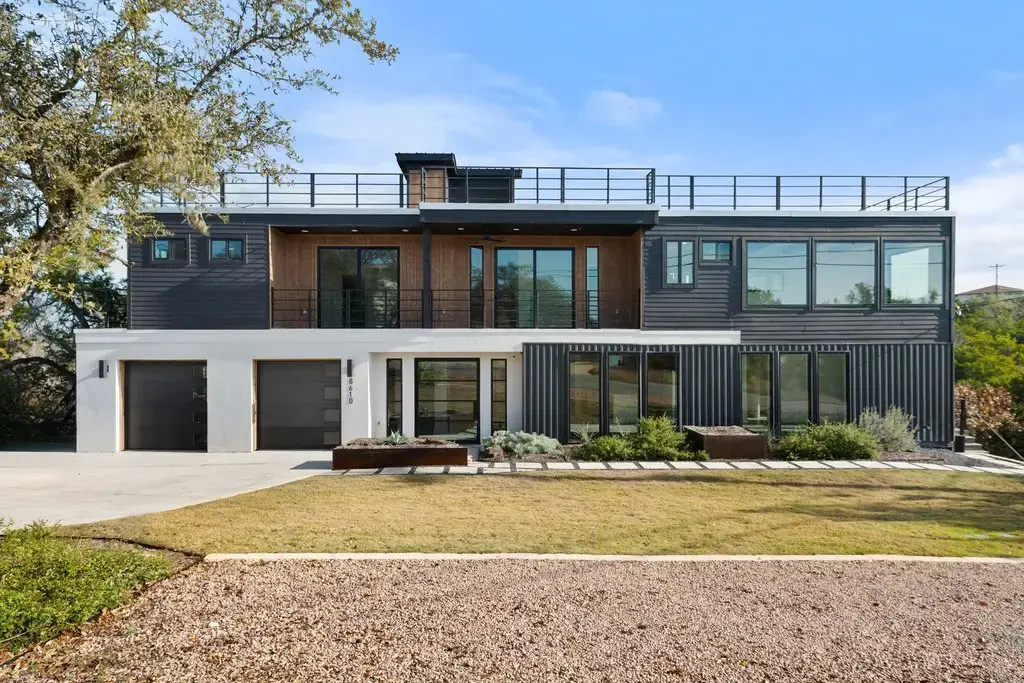8610 Grandview Drive, Jonestown