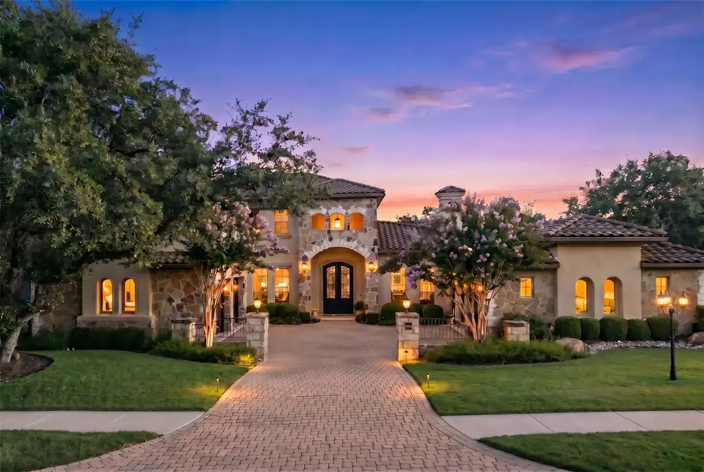 504 Black Wolf Run, Lakeway