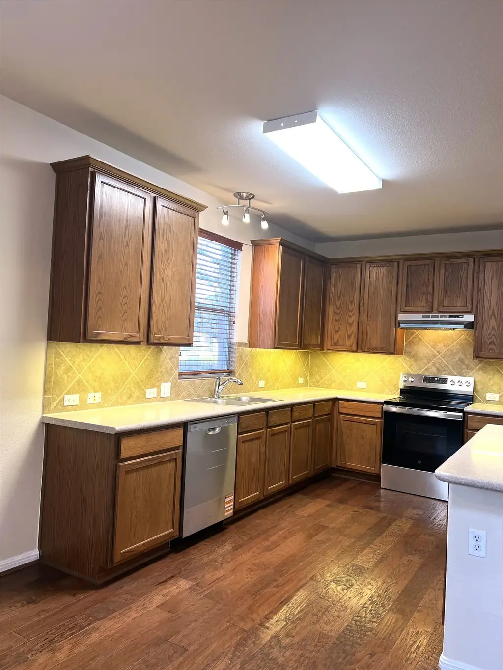 13216 Kenswick Drive, Austin
