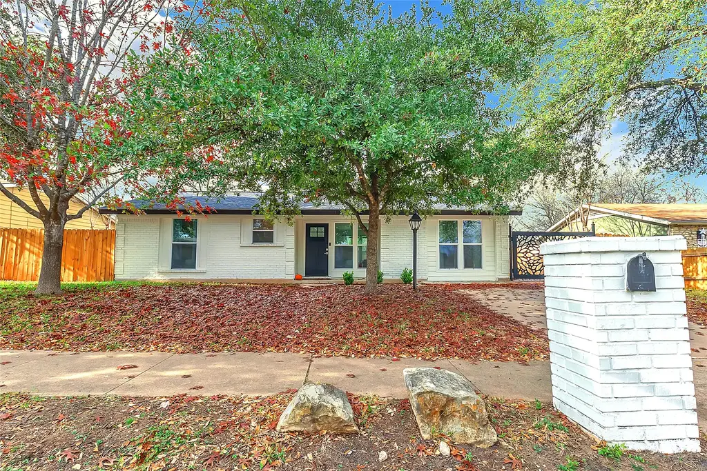 6300 Merriwood Drive, Austin