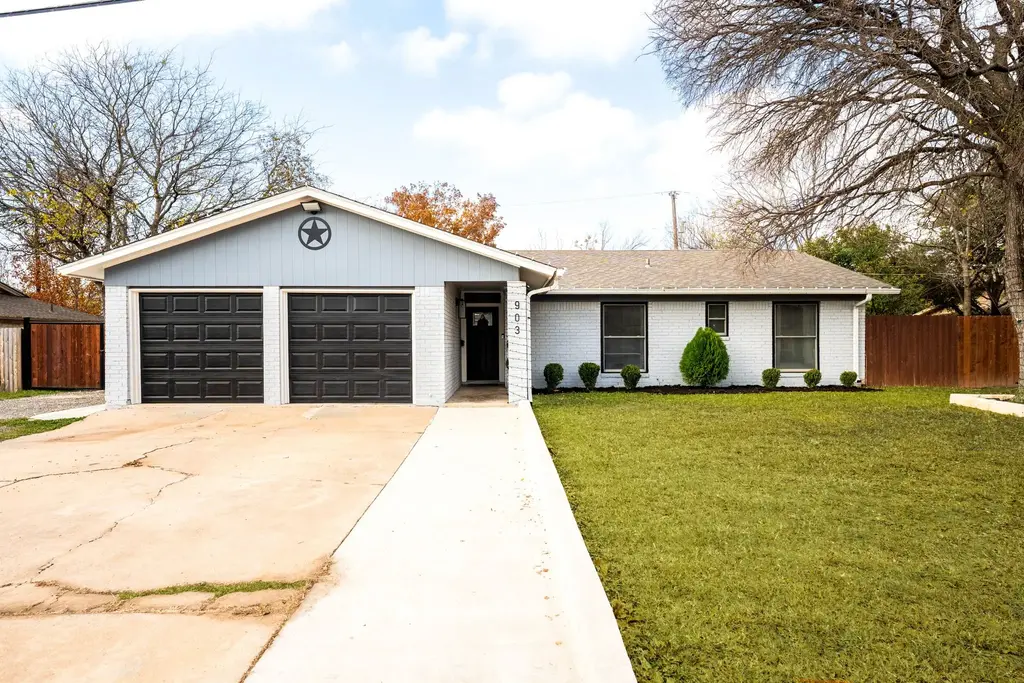 903 Power Road, Georgetown