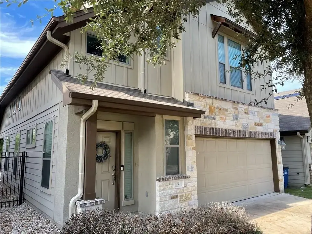 2001 Faro Drive 9, Austin