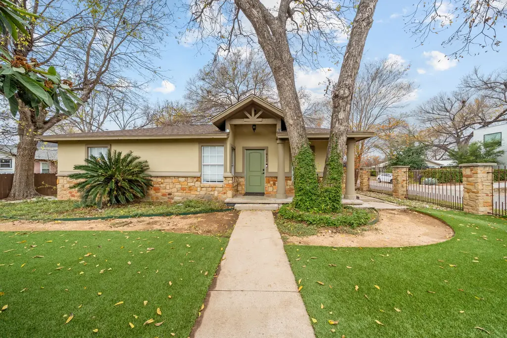 912 Mansell Avenue, Austin