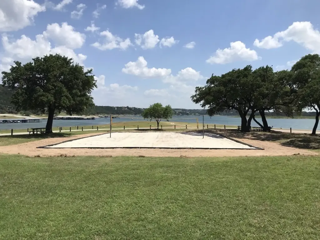 5606 Clubhouse Drive, Lago Vista