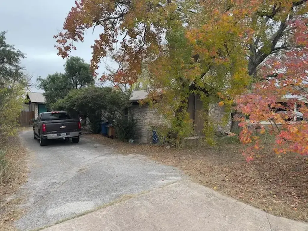 3409 Dolphin Drive A, Austin
