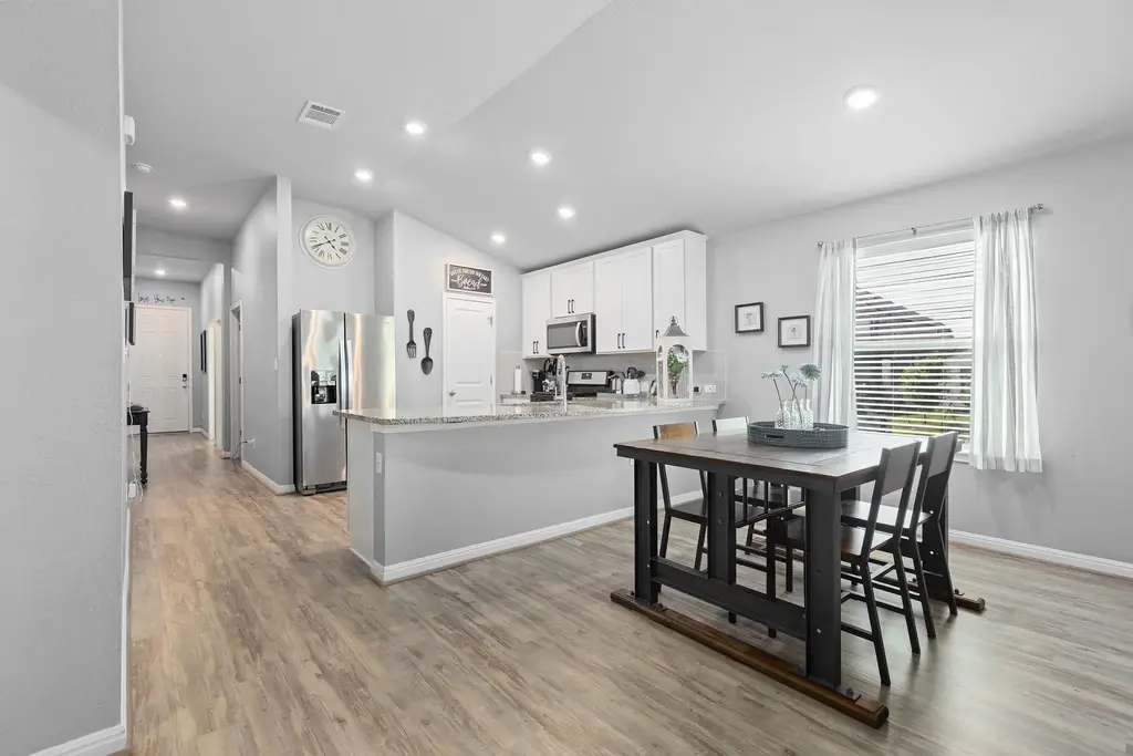 6045 Teodoro Bend, Round Rock