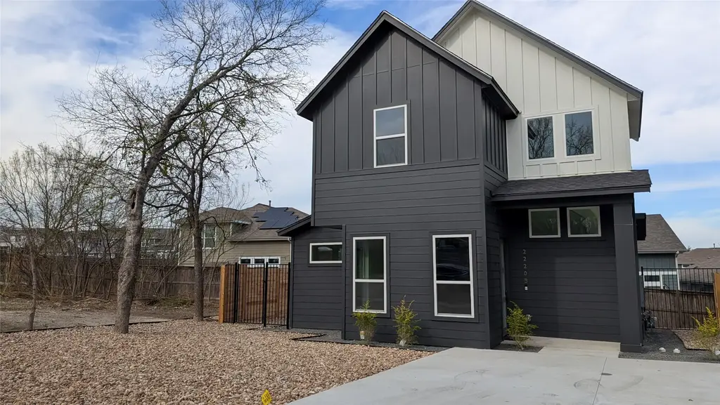2220 Yellow Jacket Lane 2, Austin