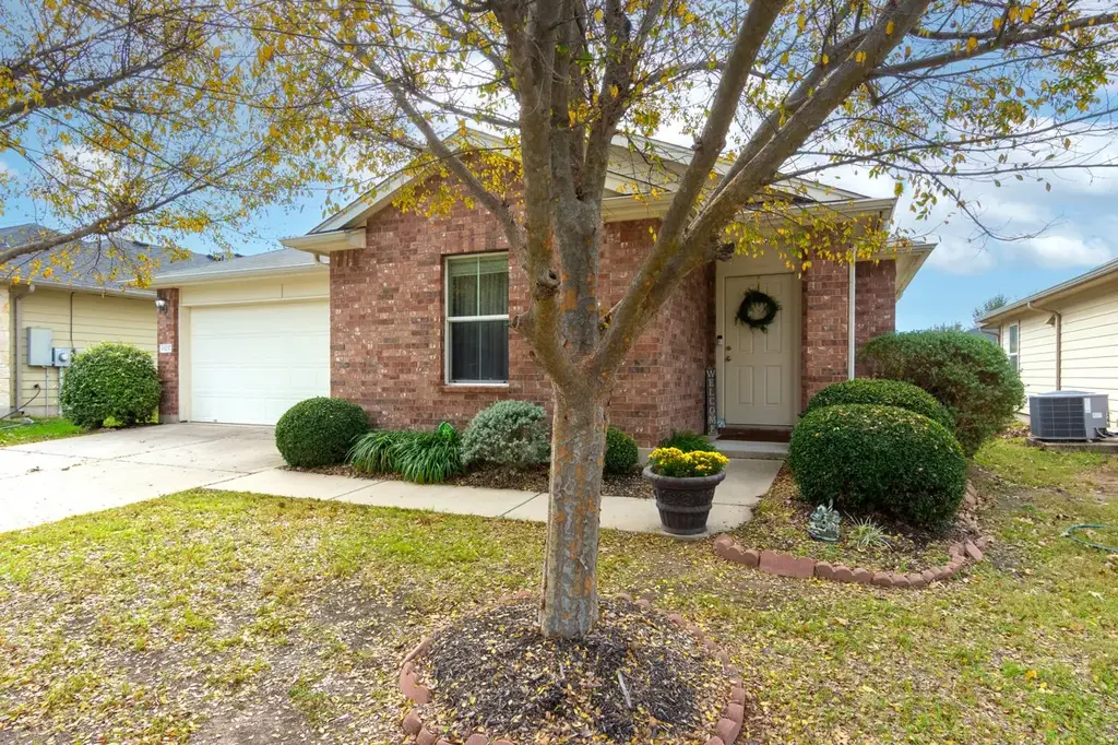 13237 Forest Sage Street, Manor